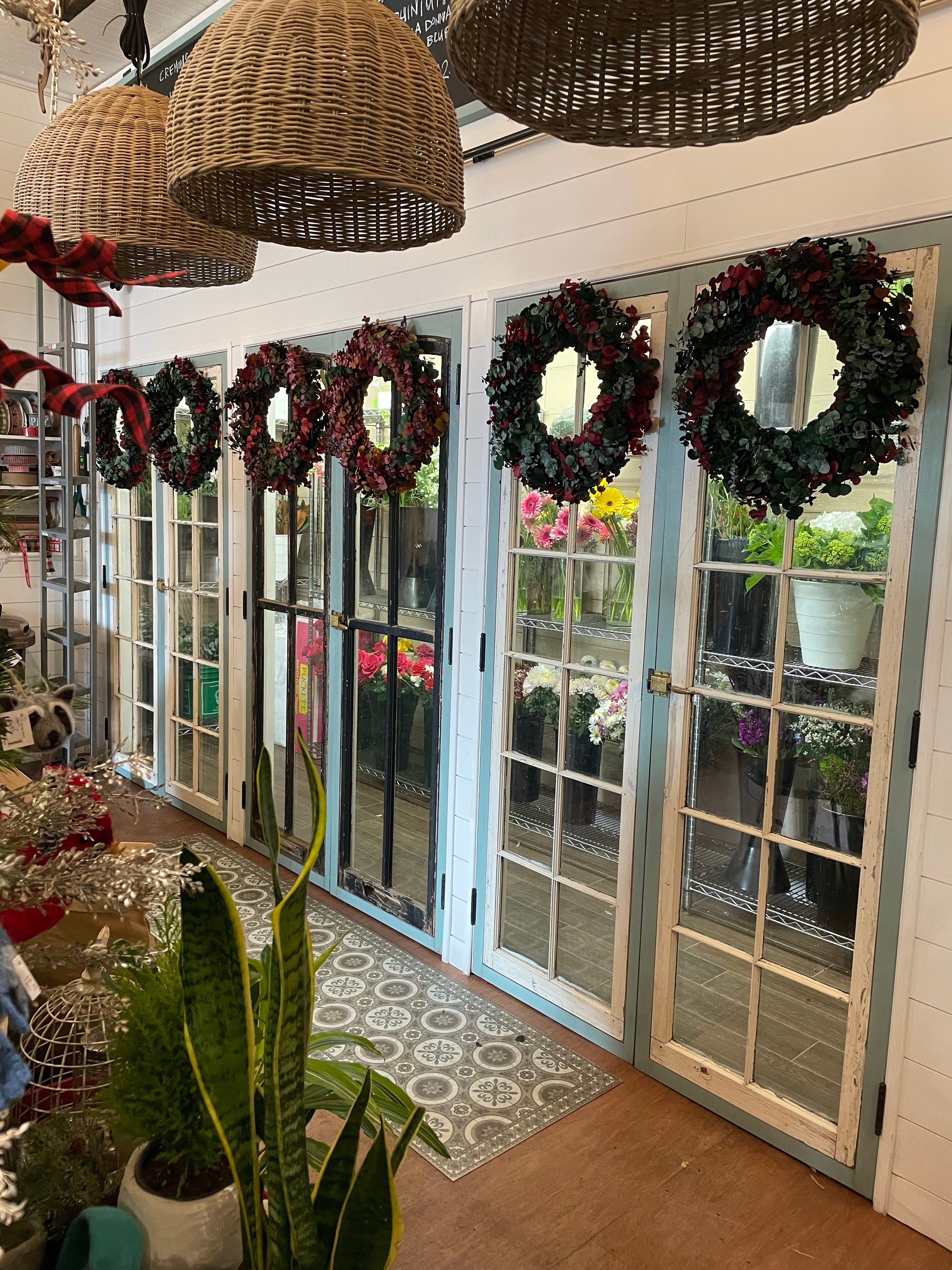 Eucalyptus Wreath Fresh 24”