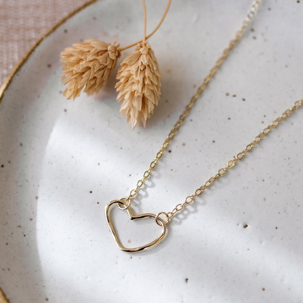 Amore necklace